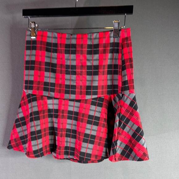 Sans Souci Dresses & Skirts - Sans souci Plaid Red‎ and Black Women's Skirt size medium